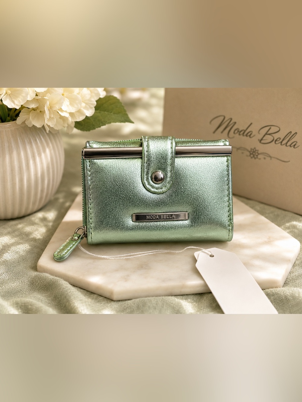 Moda Bella Light Green Metallic Small Wallet – NWT 💚✨